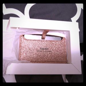 NWT Marc Jacobs travel sized mirror